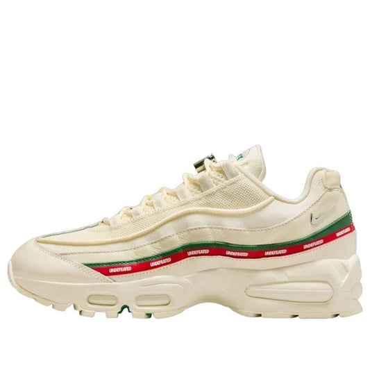 Undefeated x 95 Sail