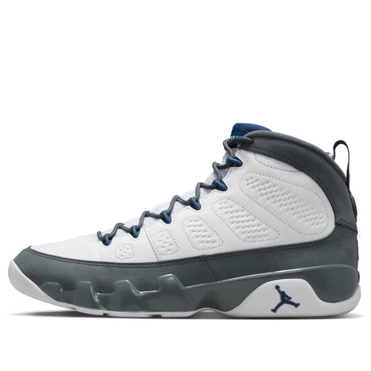 9 Retro Flint Grey French Blue (2026)